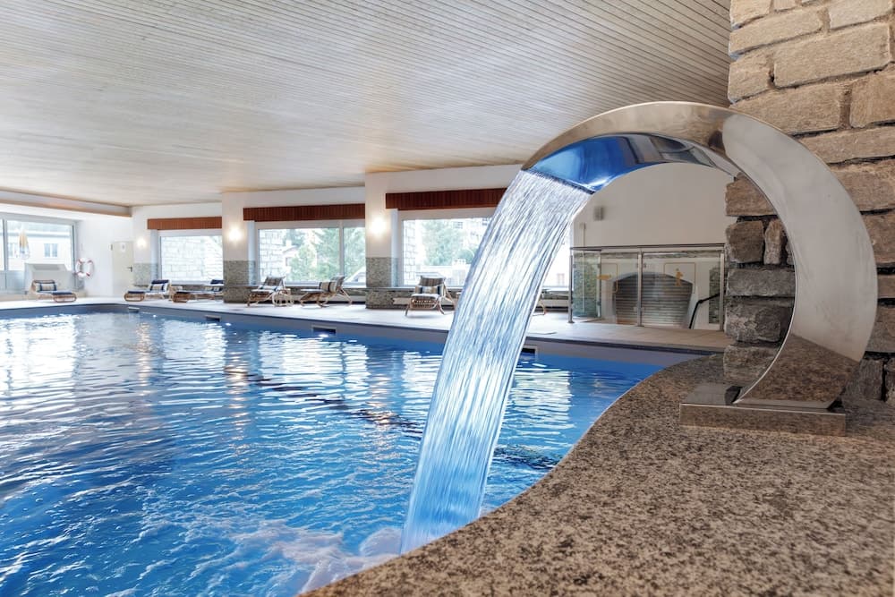 Exercise/lap pool
