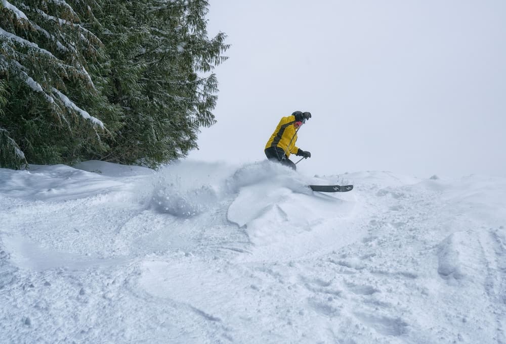 Snow and ski sports