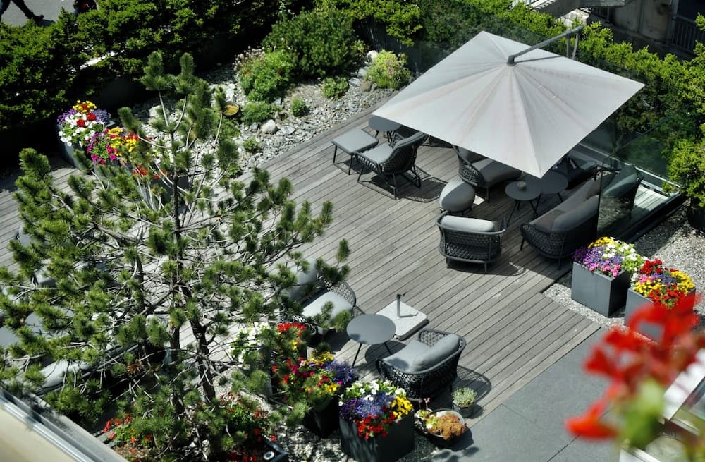 Sundeck