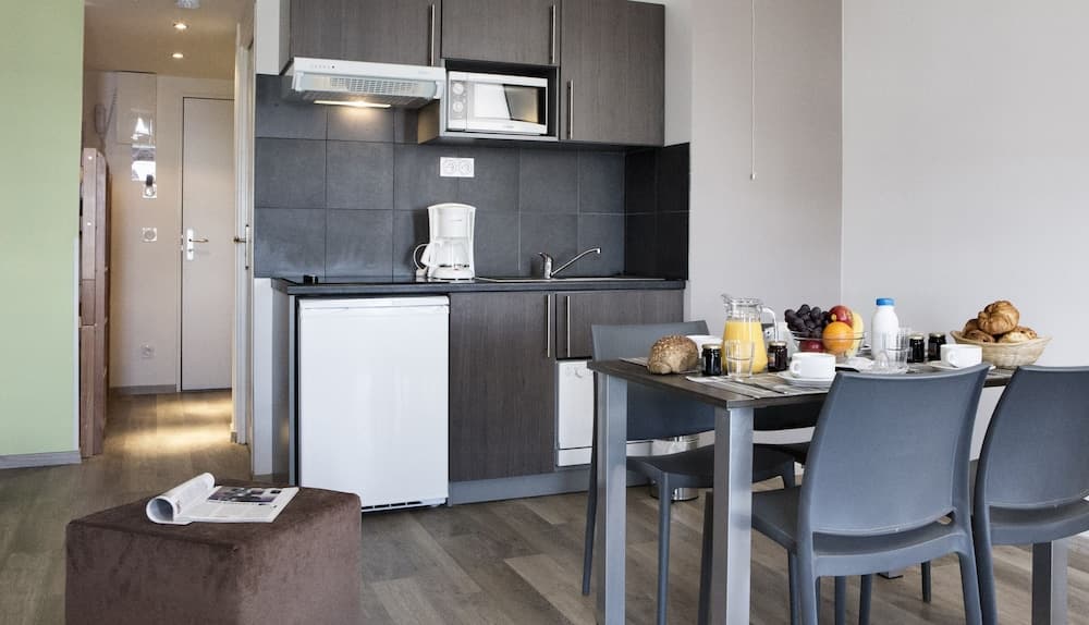 In-room dining