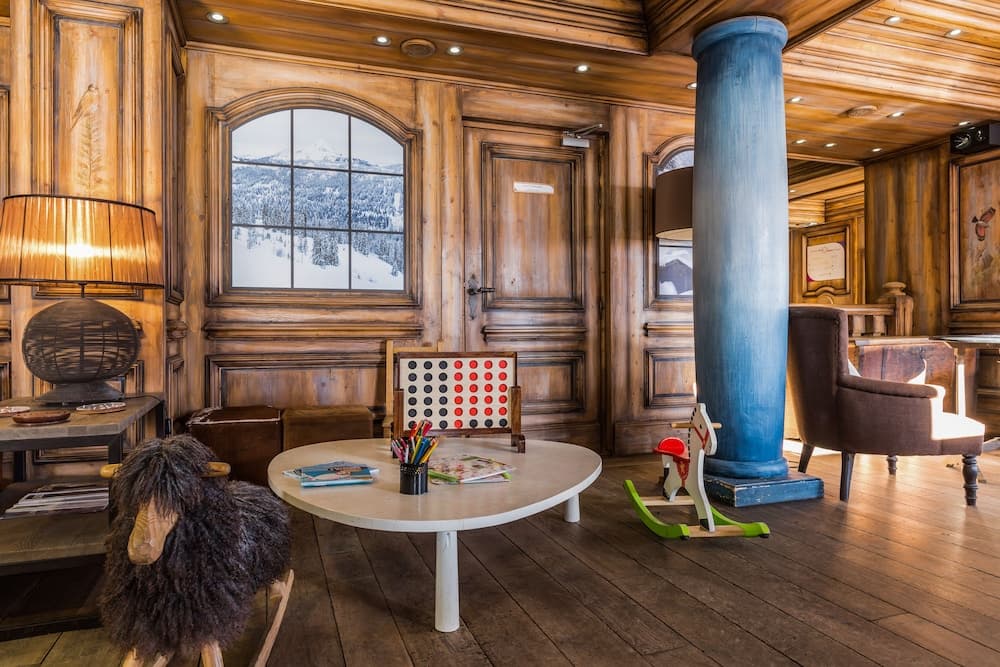 Children's play area - indoor