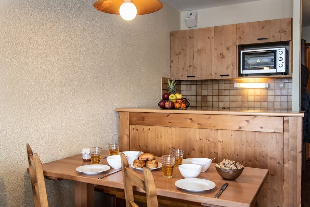 Private kitchenette