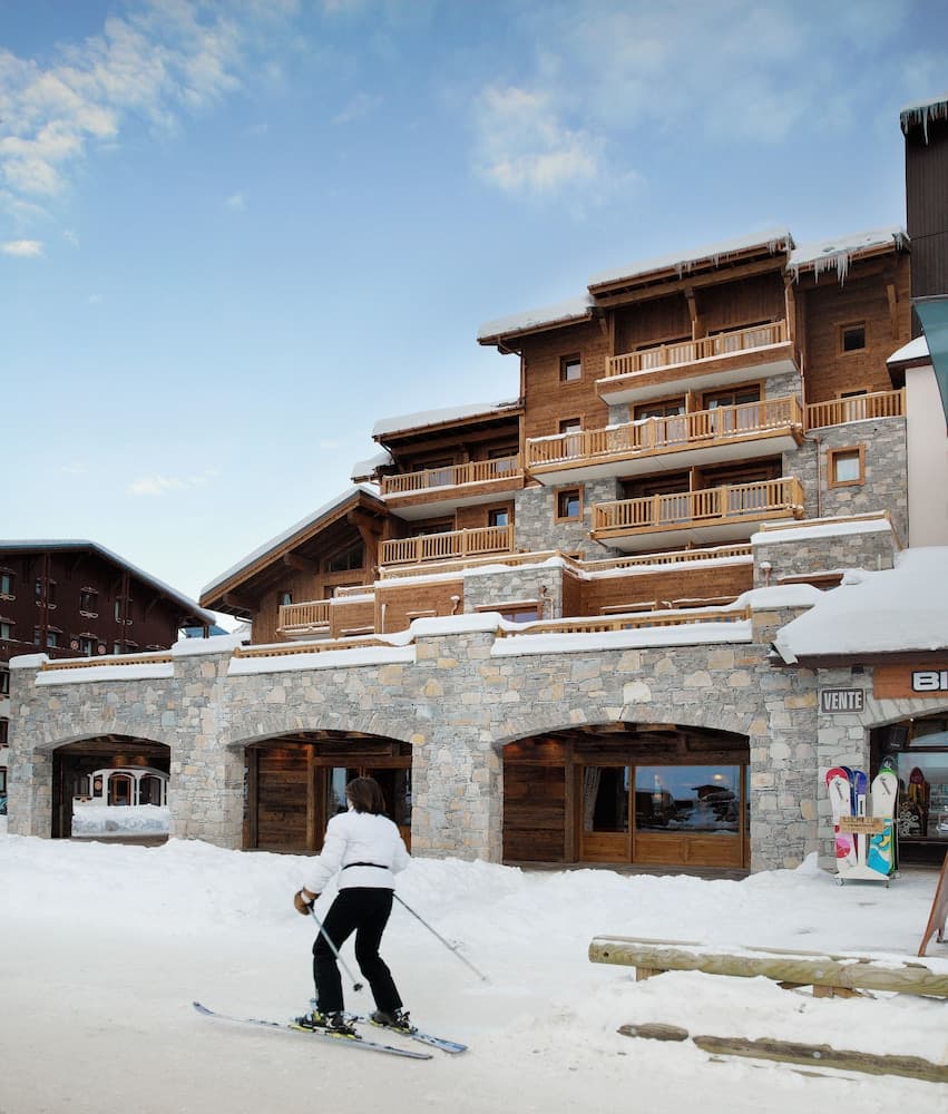 Skiing