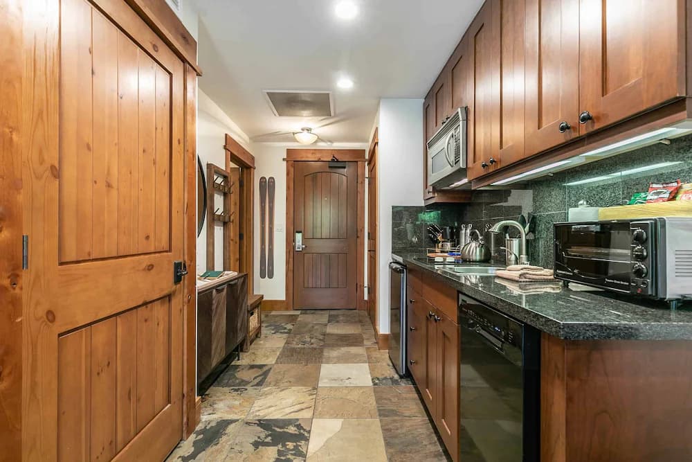 Private kitchenette