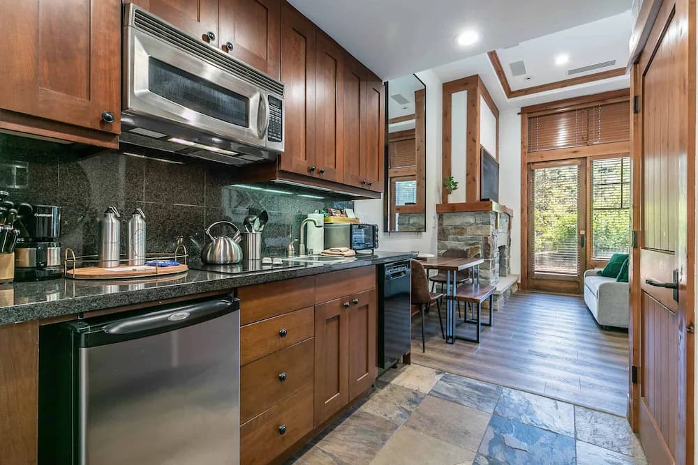Private kitchenette