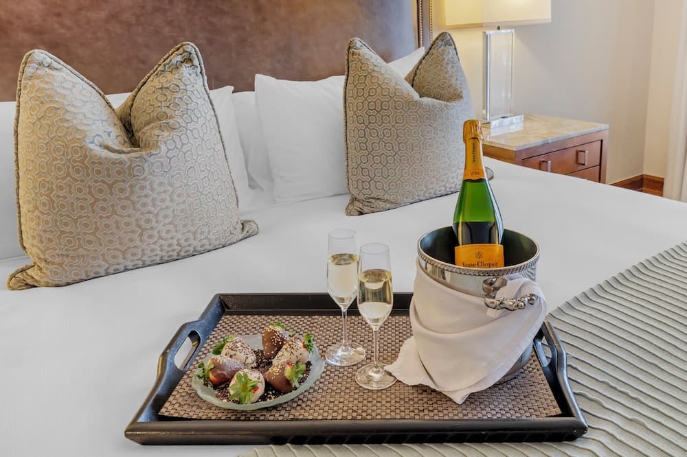 Room amenity