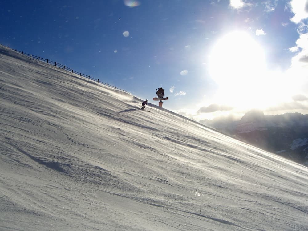 Snow and ski sports