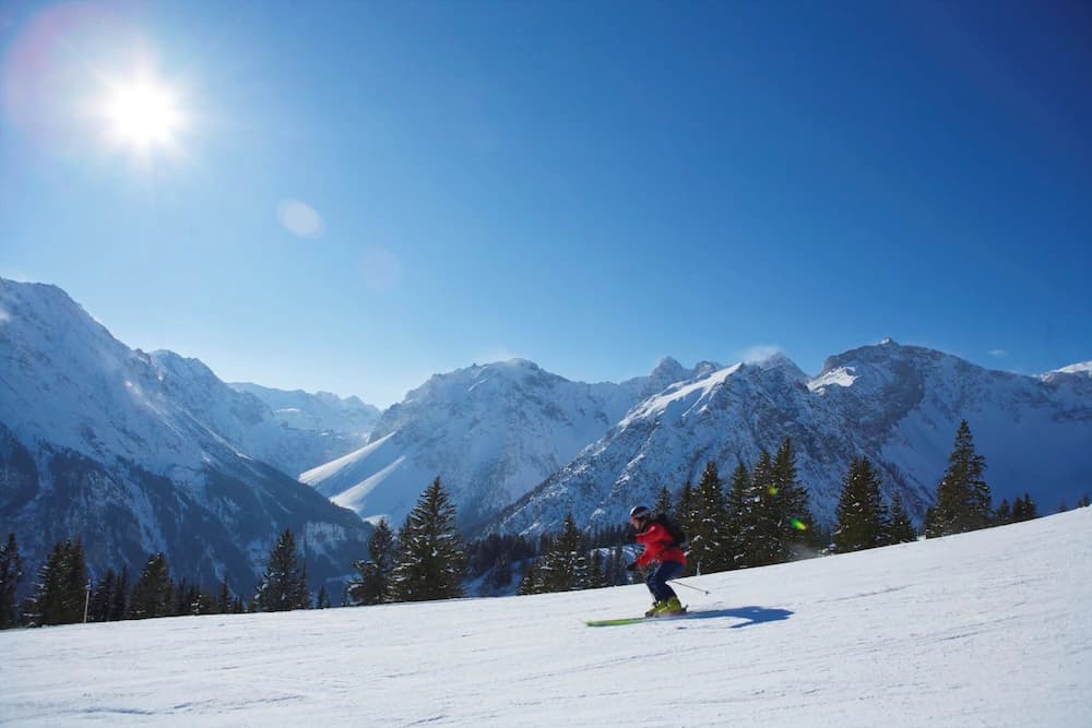 Snow and ski sports