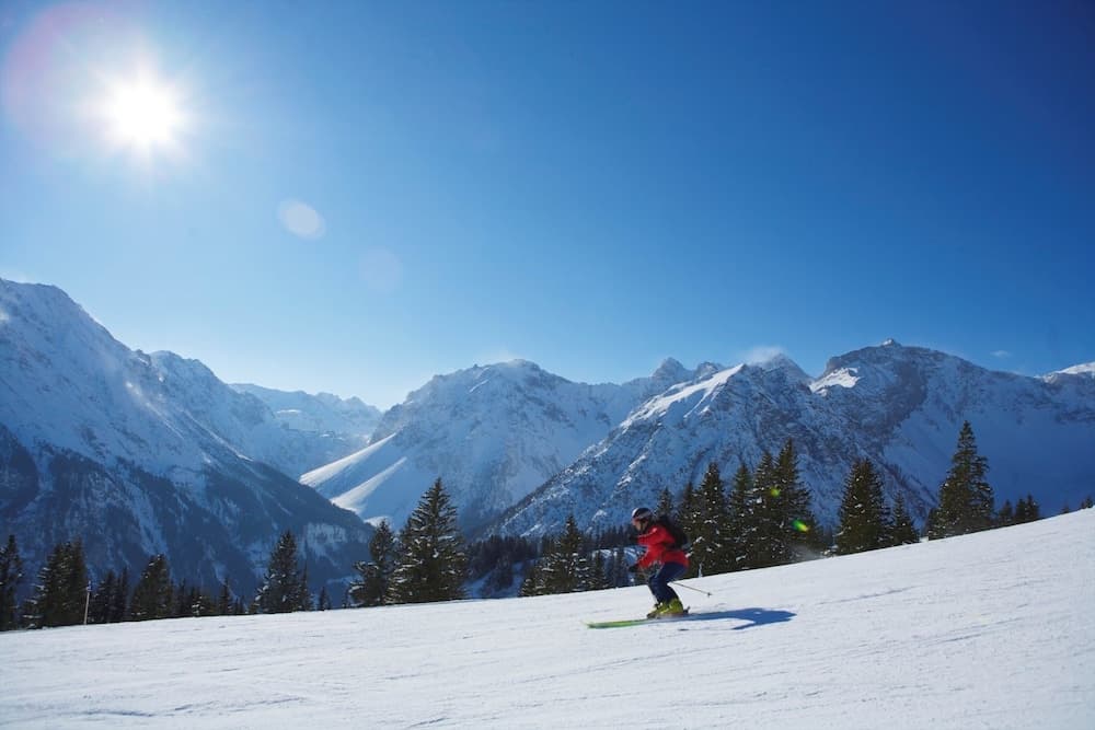 Snow and ski sports