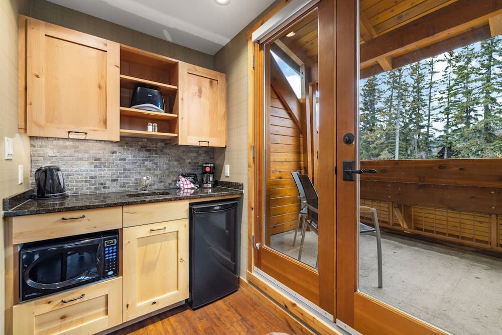 Private kitchenette