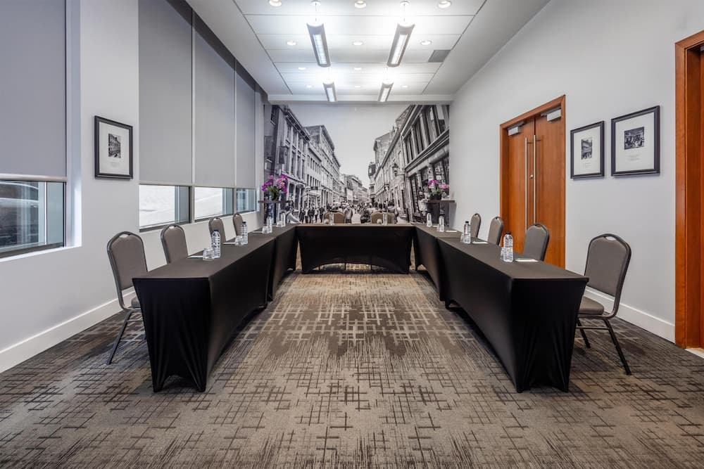 Meeting facility