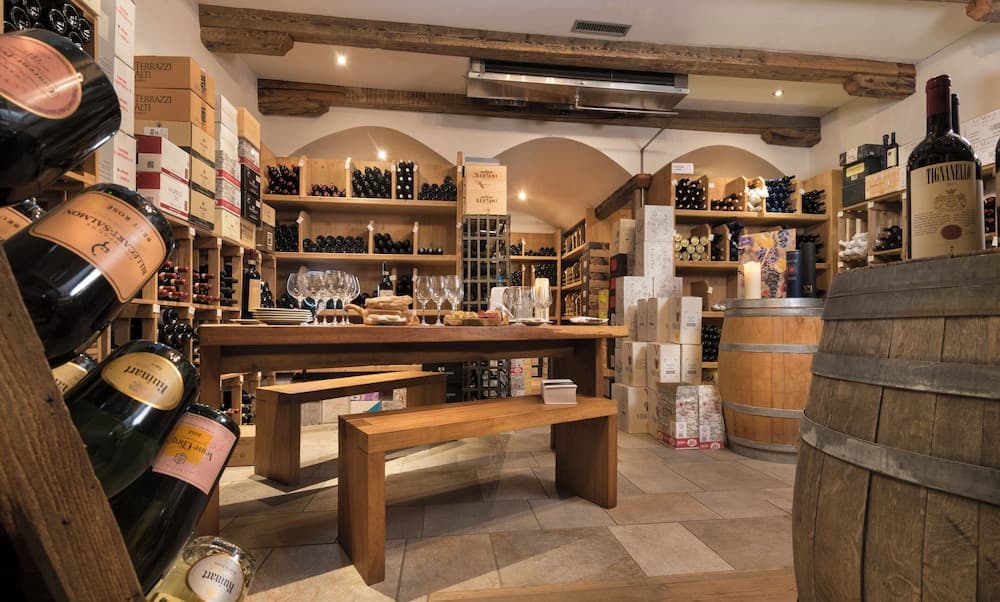 Tasting room