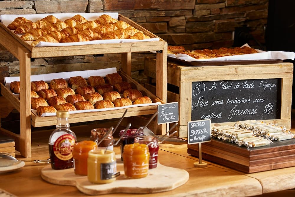 Breakfast buffet