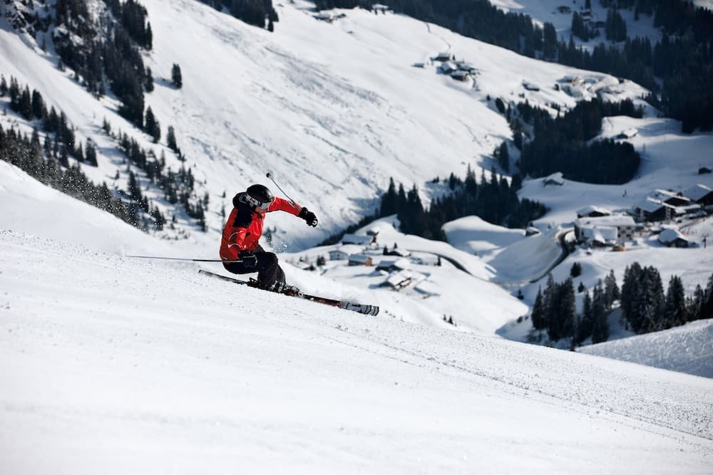 Snow and ski sports