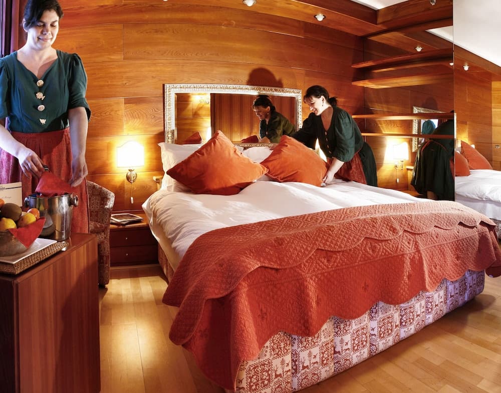 Room amenity