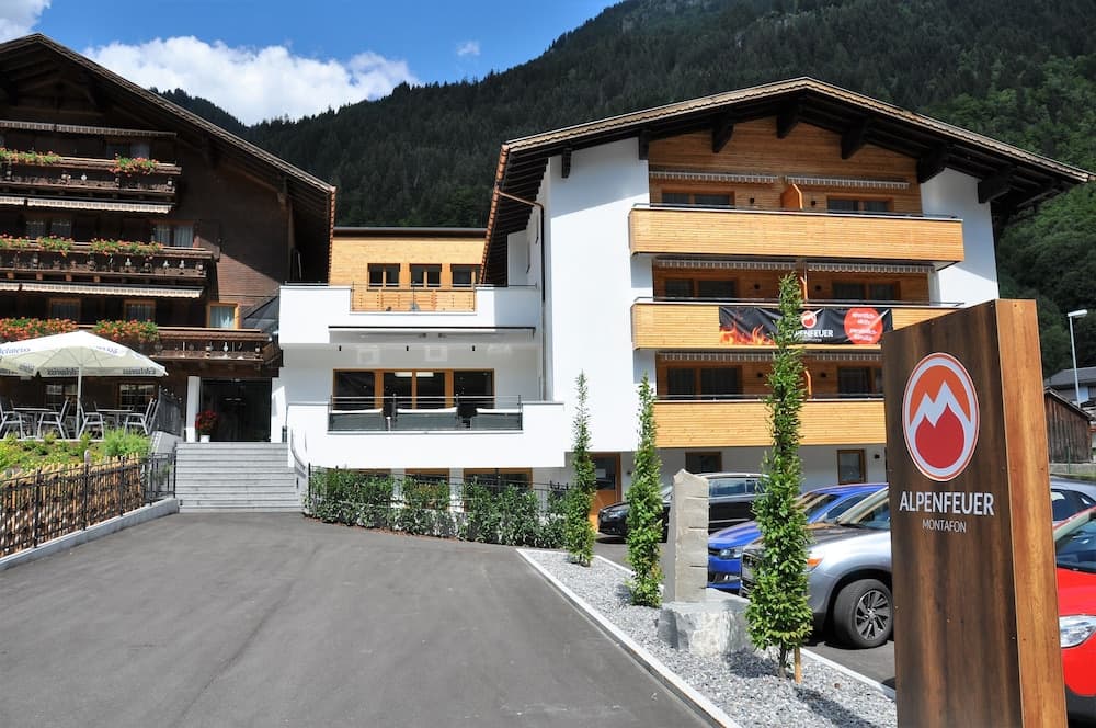 Primary image