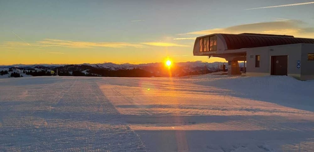 Skiing