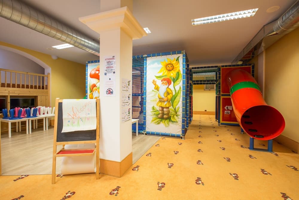 Children's play area - indoor