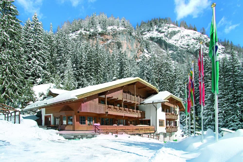 Primary image