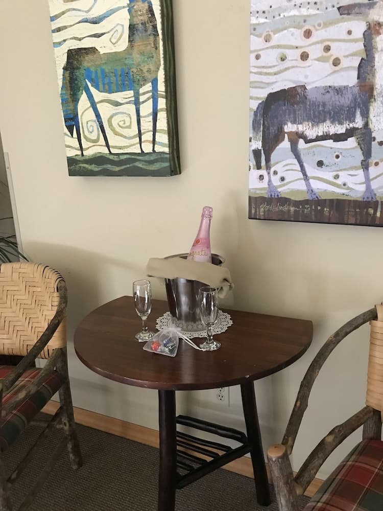 Room amenity