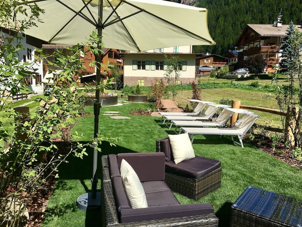 Sundeck