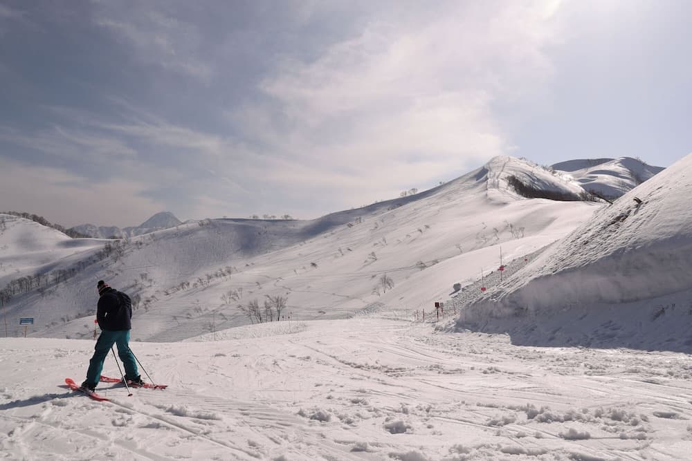 Snow and ski sports