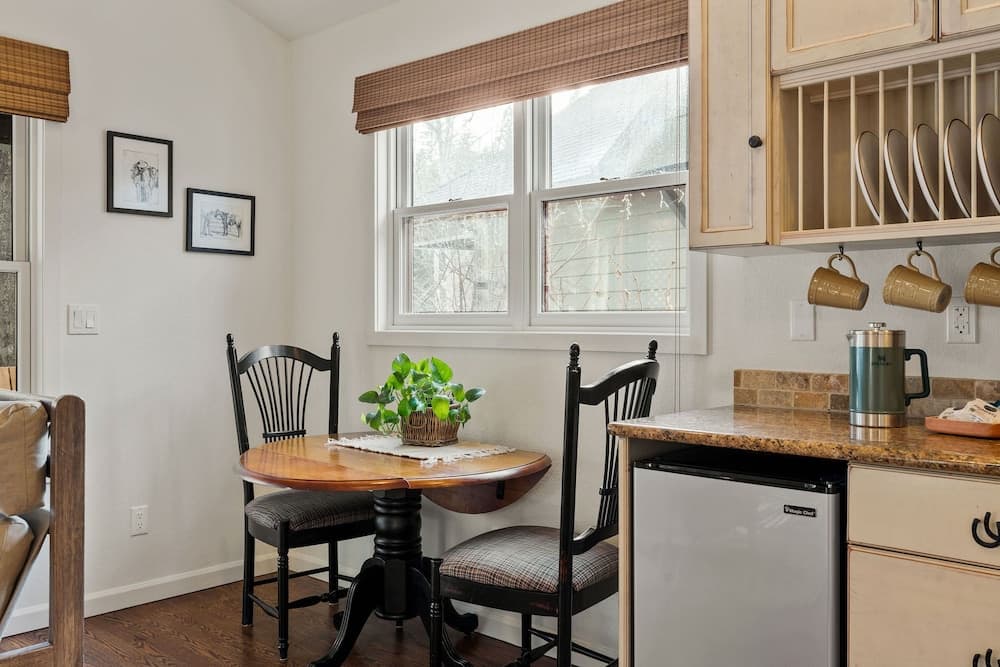 In-room dining