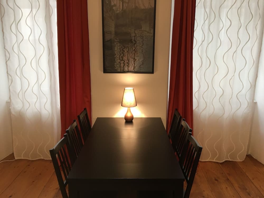 In-room dining