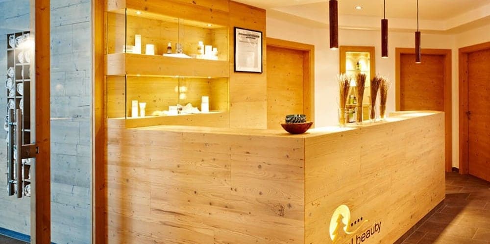 Spa reception
