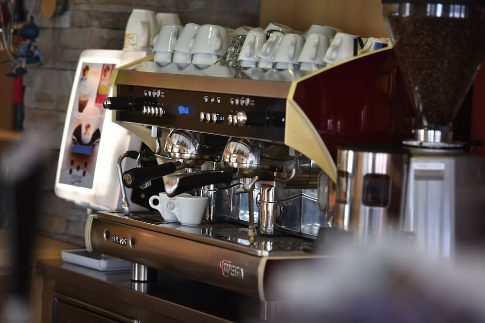 Coffee shop