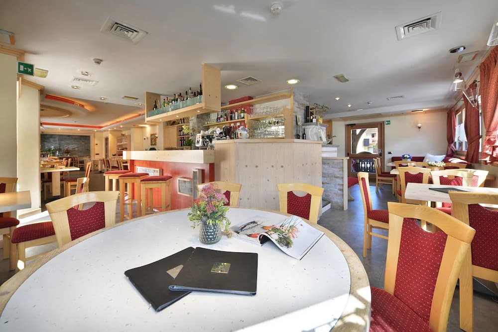 Coffee shop
