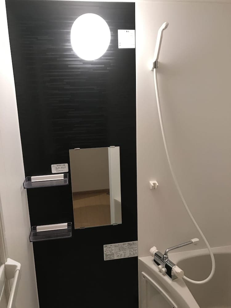 Bathroom shower
