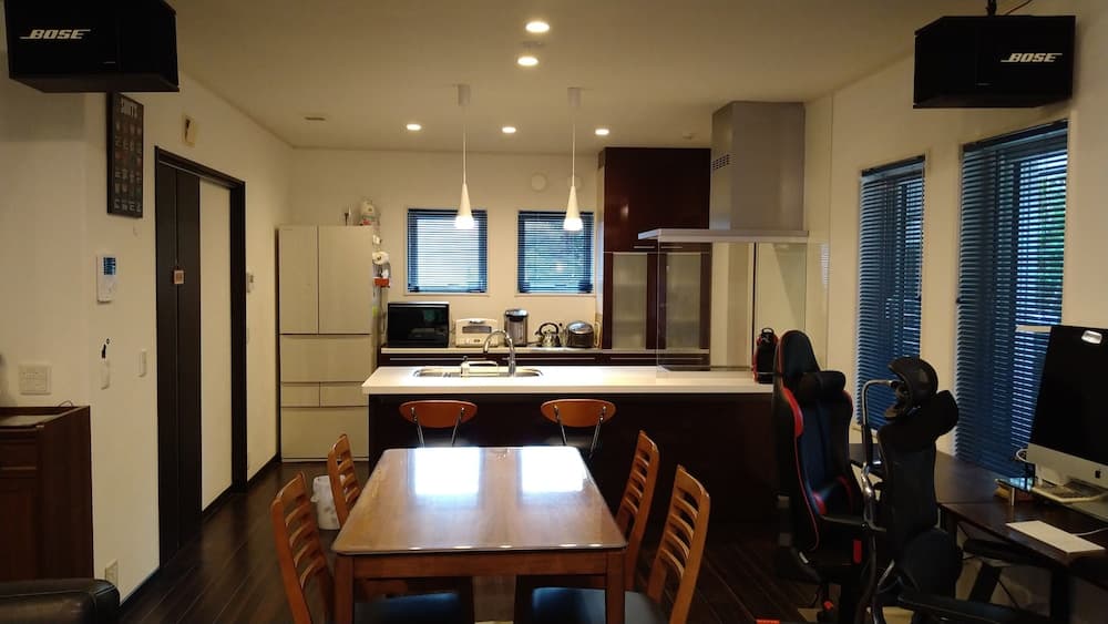 In-room dining