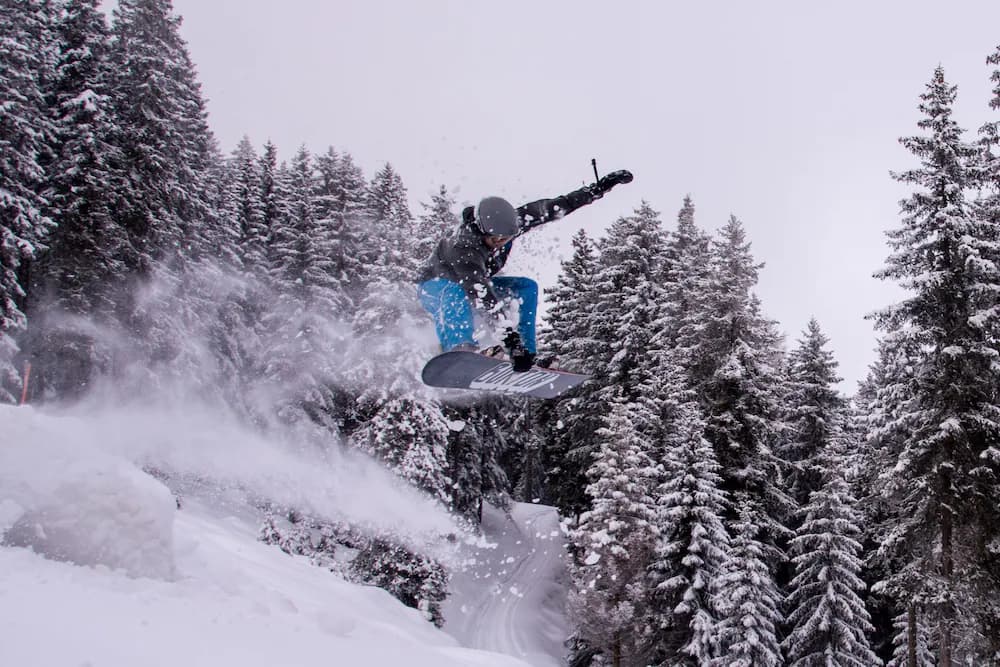 Snow and ski sports