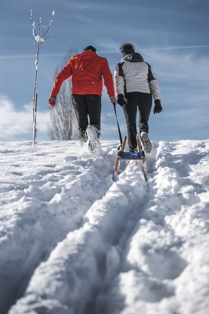 Snow and ski sports
