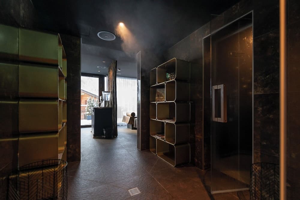 Steam room