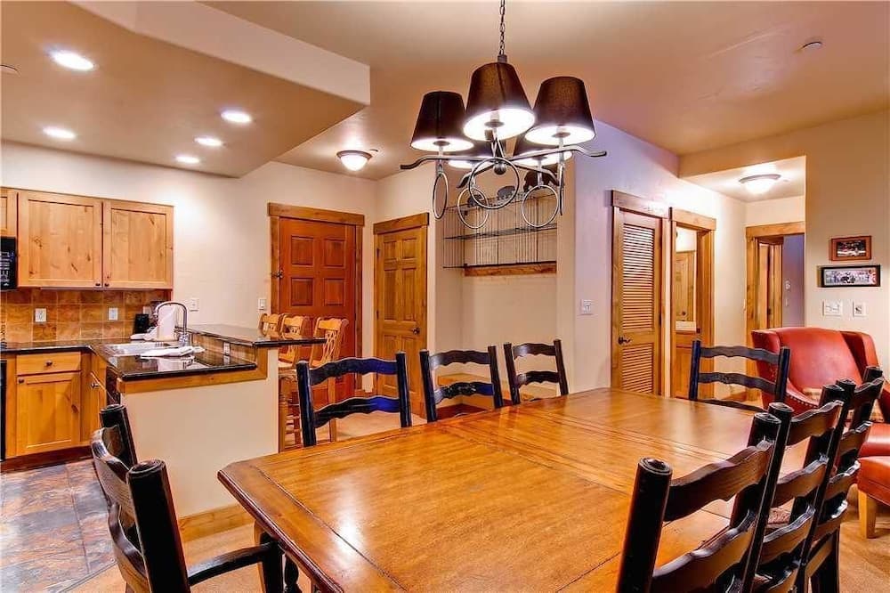 In-room dining