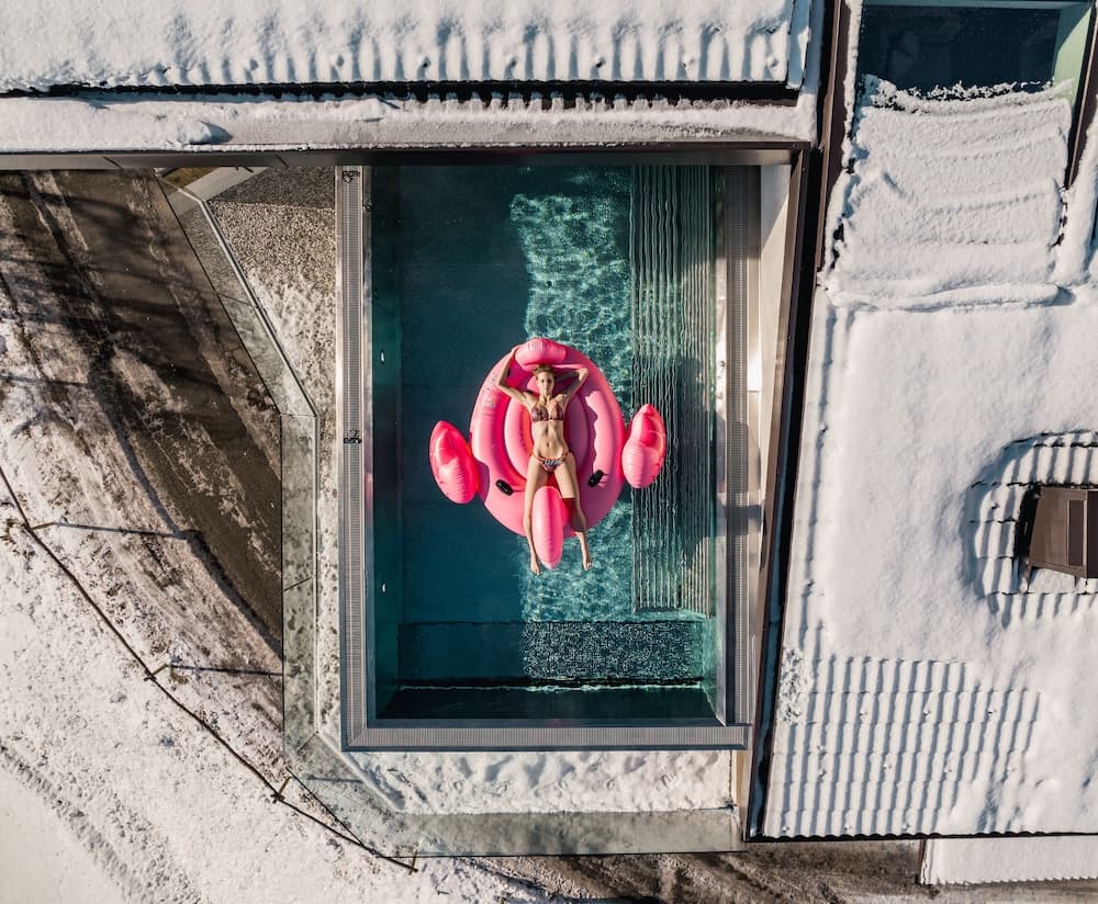 Infinity pool