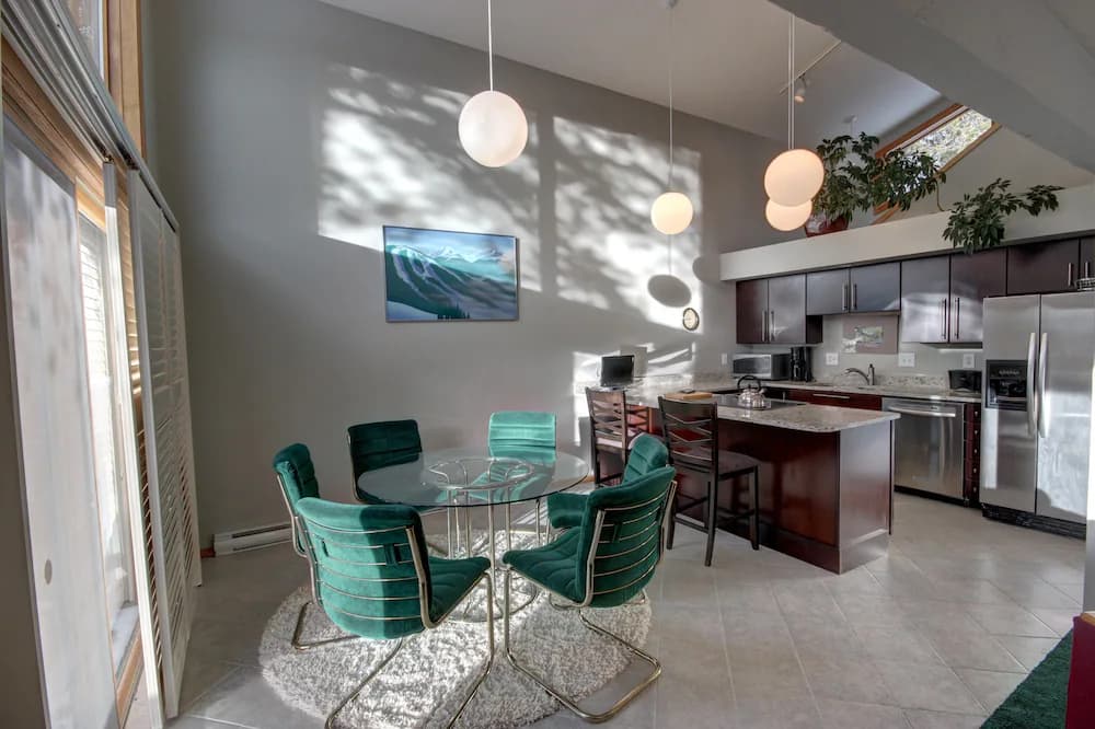 In-room dining