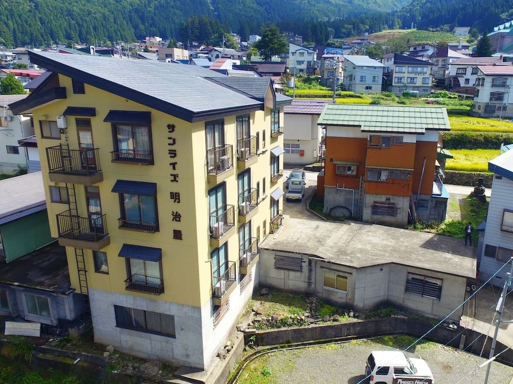 Primary image