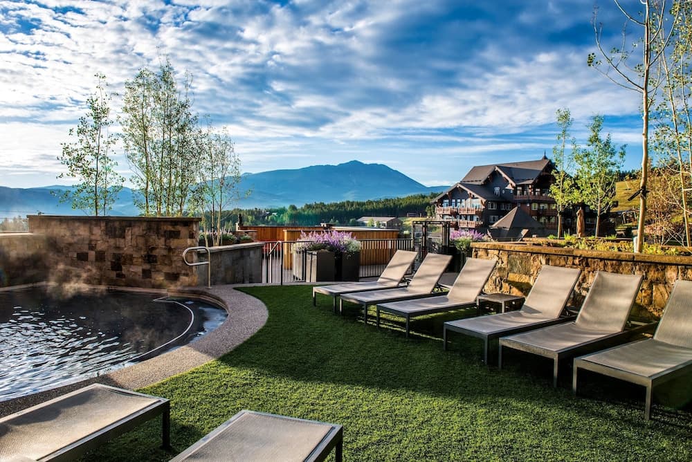 Sundeck