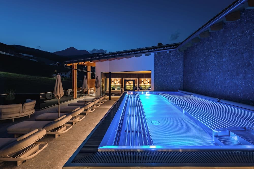 Rooftop pool