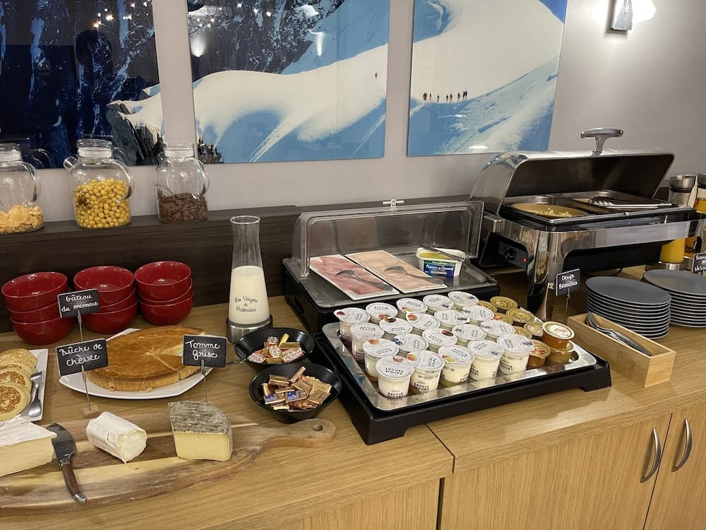 Breakfast buffet