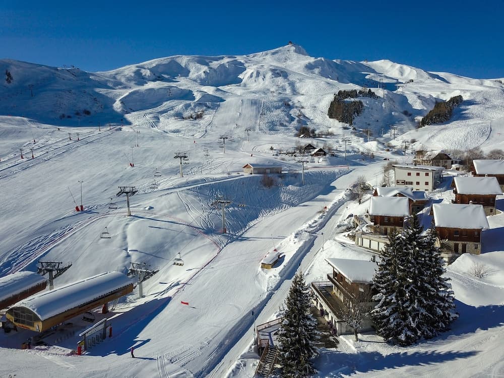 Skiing