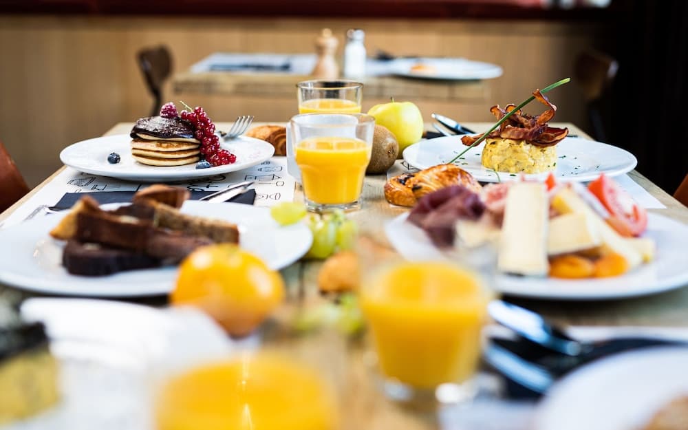 Breakfast buffet
