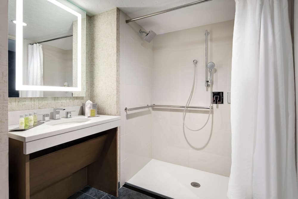 Bathroom shower
