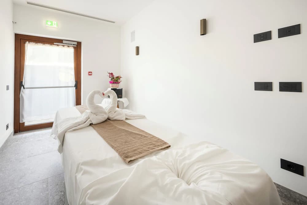 Treatment room