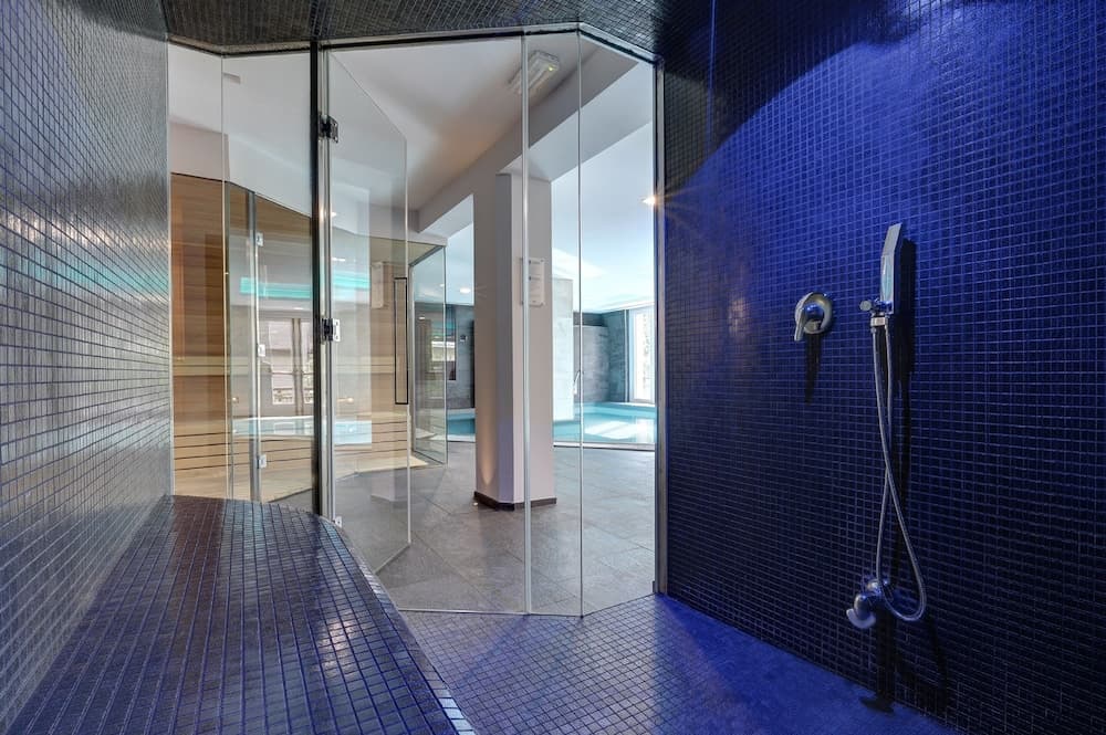 Steam room