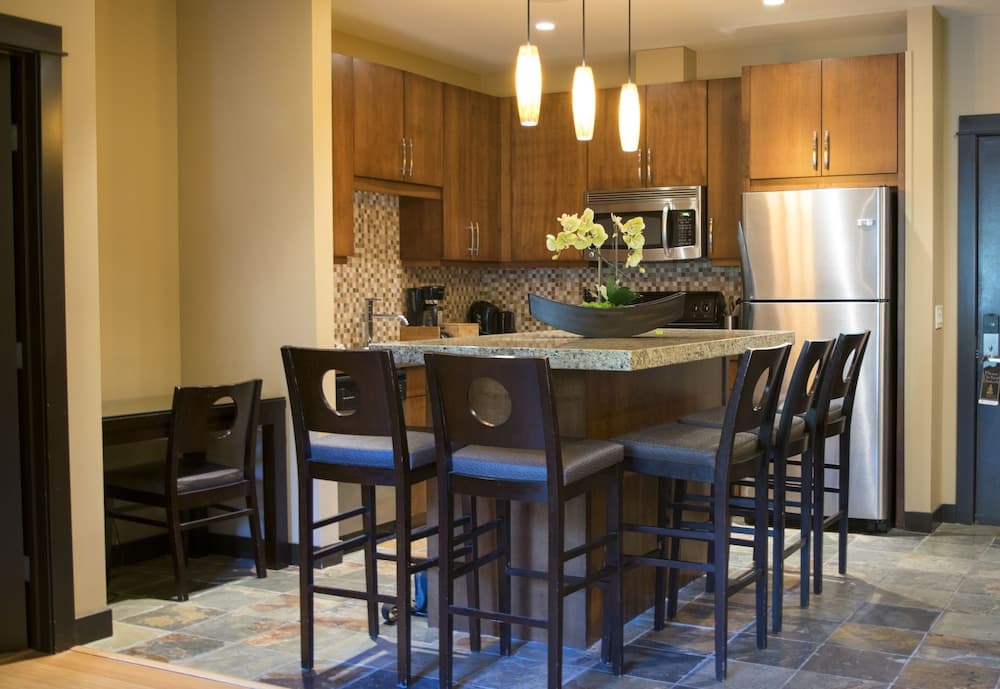 In-room dining
