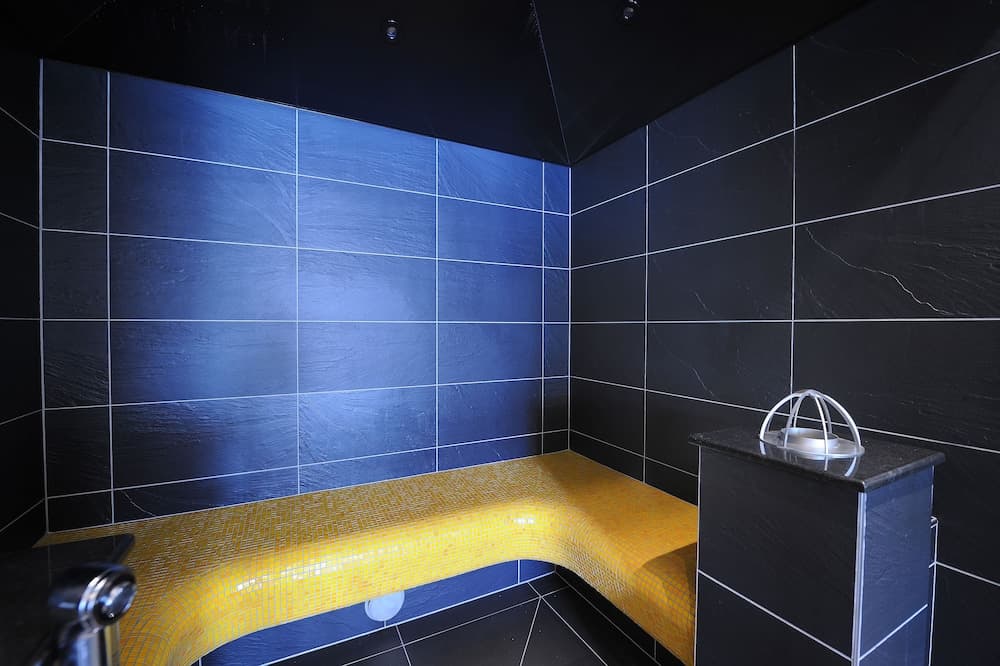 Steam room